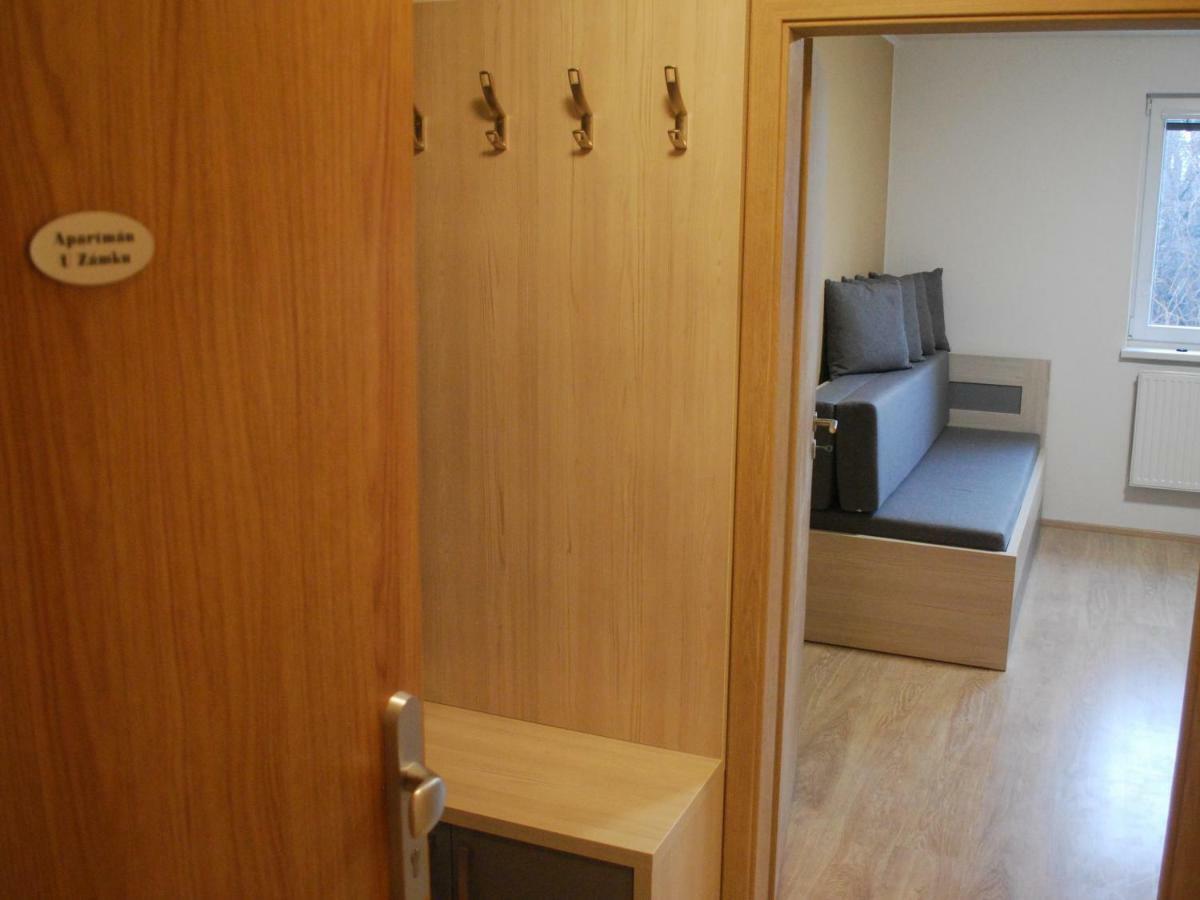 Apartman U Zamku Loučná nad Desnou Exterior foto